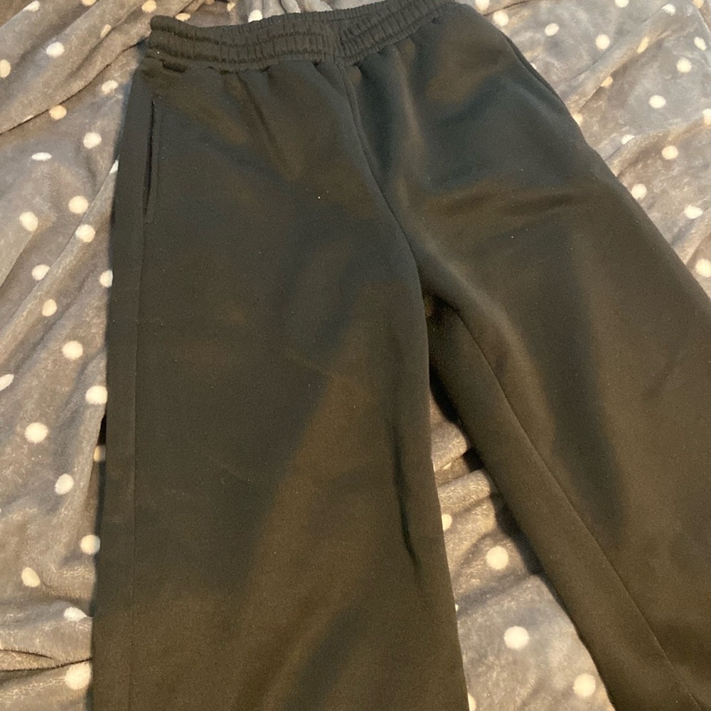 Ladies’ Black Solid Color Jogger pants